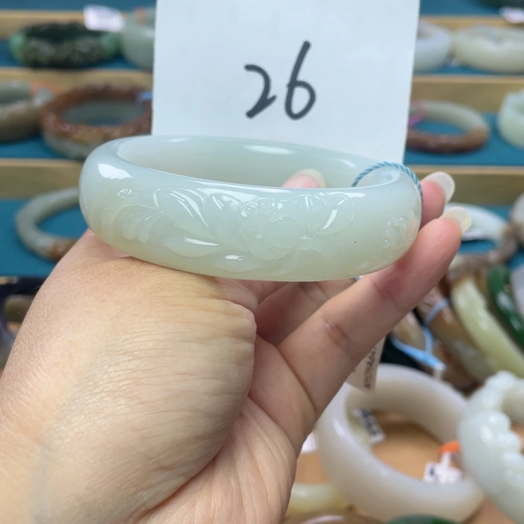 未镶嵌手镯和田玉圈口60