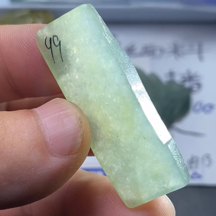 定制翡翠未镶嵌包工