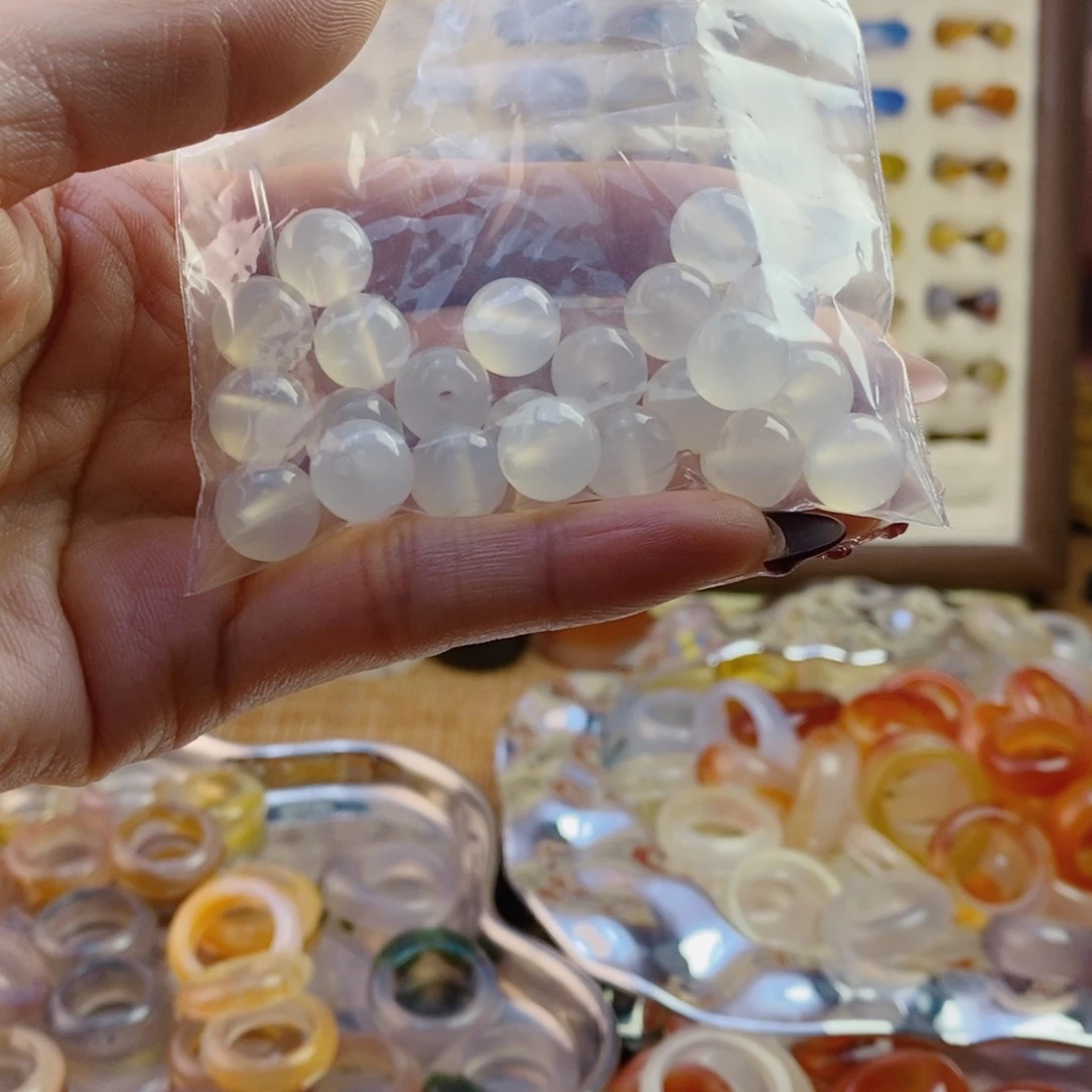 玛瑙/玉髓戒指未镶嵌秋****?