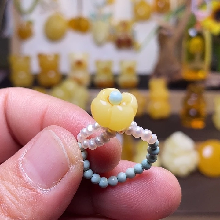 琥珀未镶嵌戒指戒指