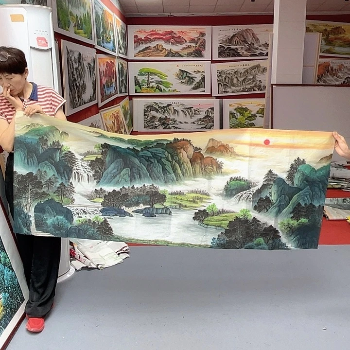 横款青山绿水，带太阳180x70无落款