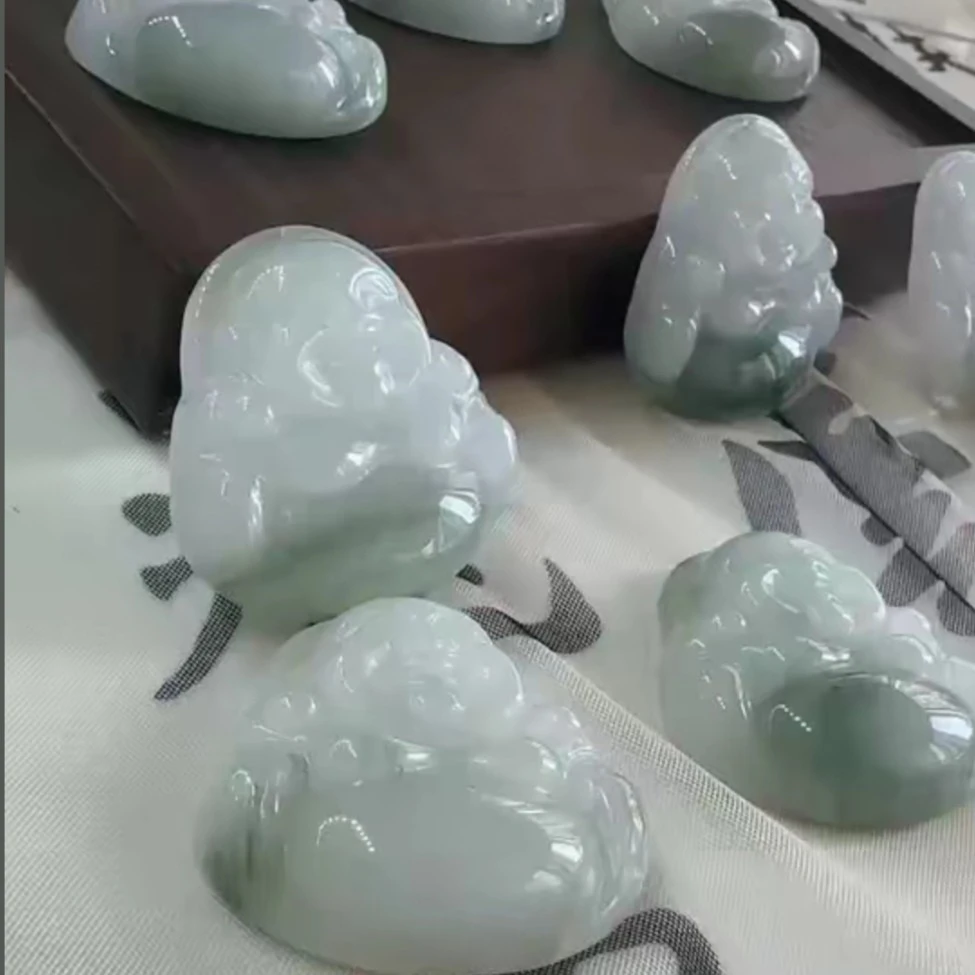 新疆天然天山翠冰糯飘翠小佛公（多样性发货，拍一发一）