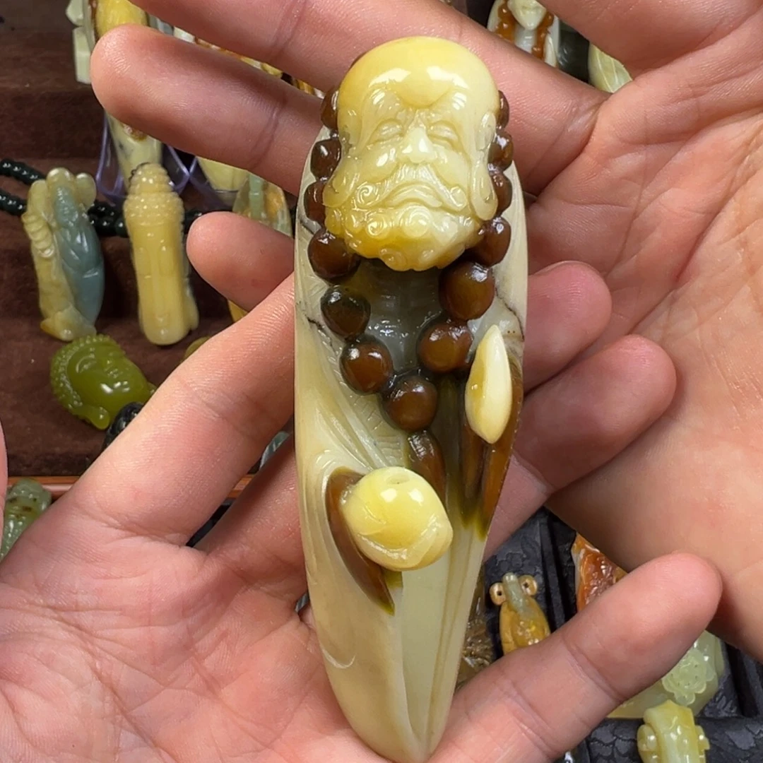 岫玉未镶嵌岫玉天然俏色手把件