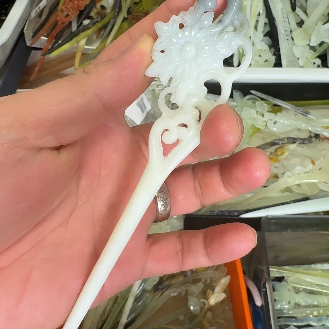 蛇纹石玉未镶嵌发饰