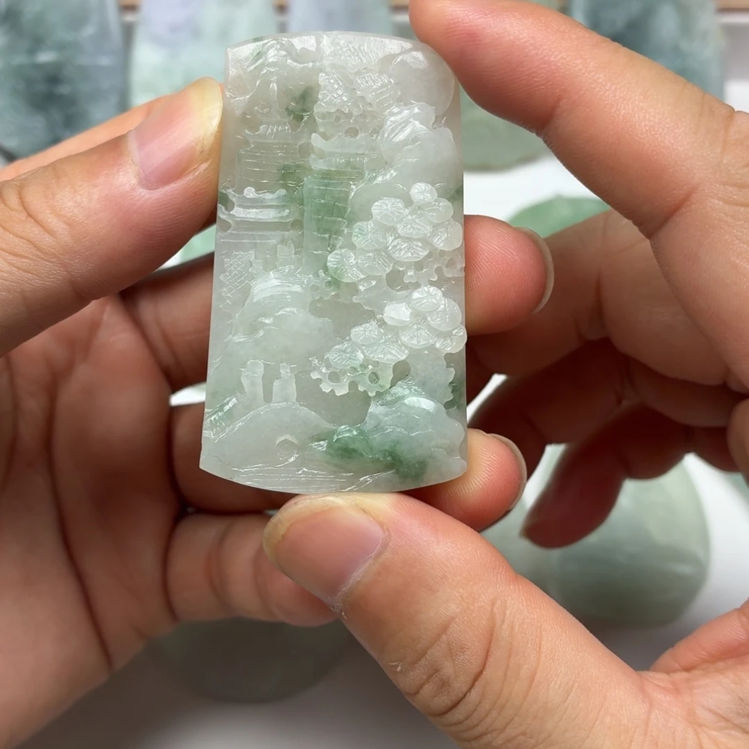 未镶嵌定制翡翠山水牌