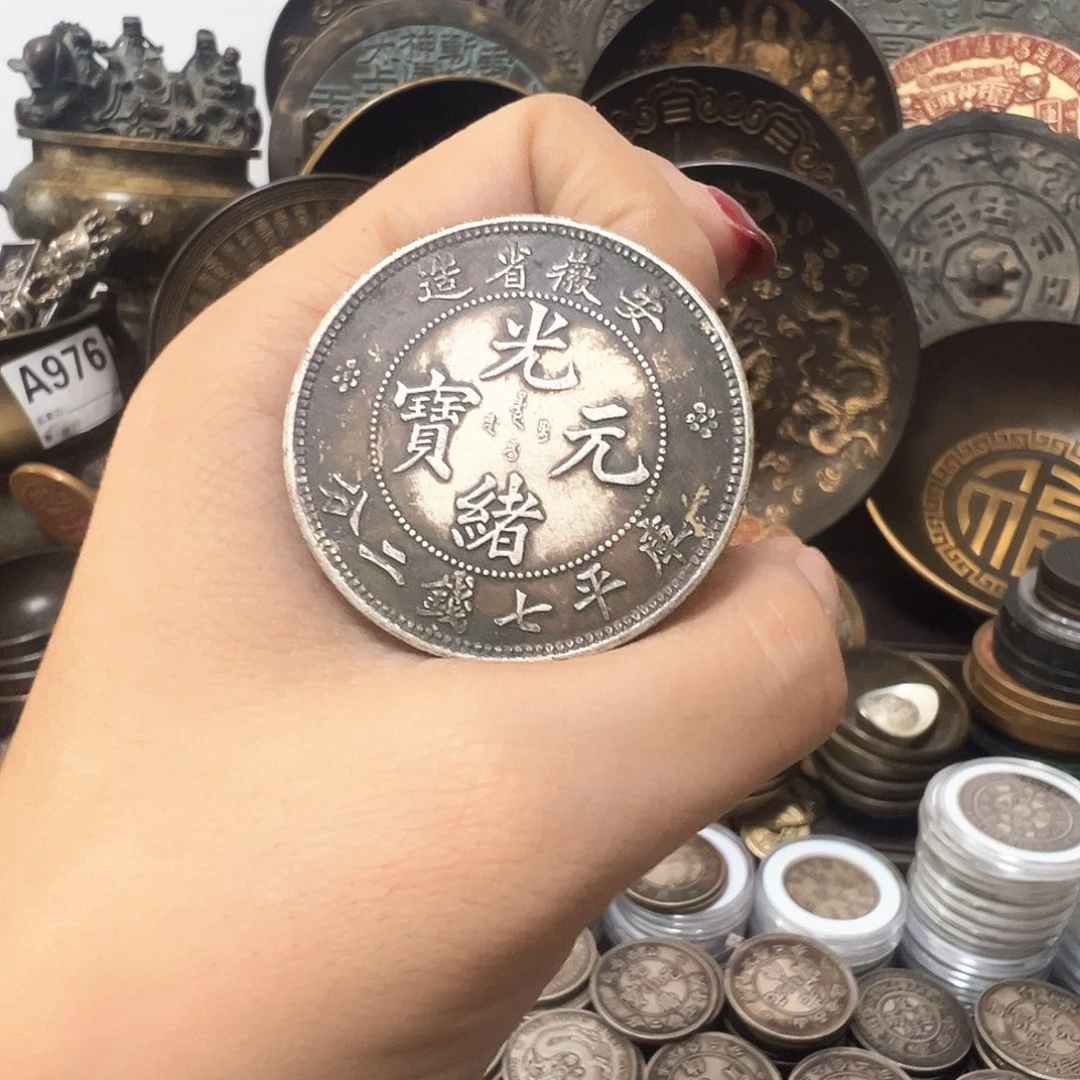 金属复古风格摆件