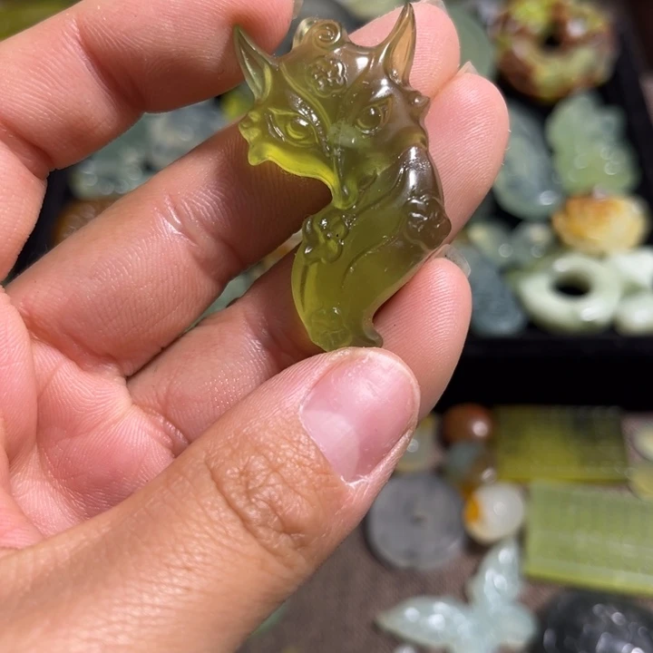 蛇纹石玉合金颈饰