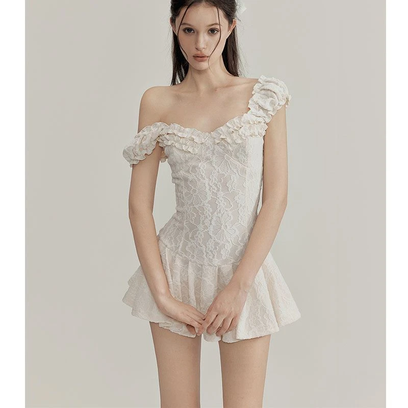 重工复合提花蕾丝木耳边超短连衣裙法式高级感气质小众收腰短裙女