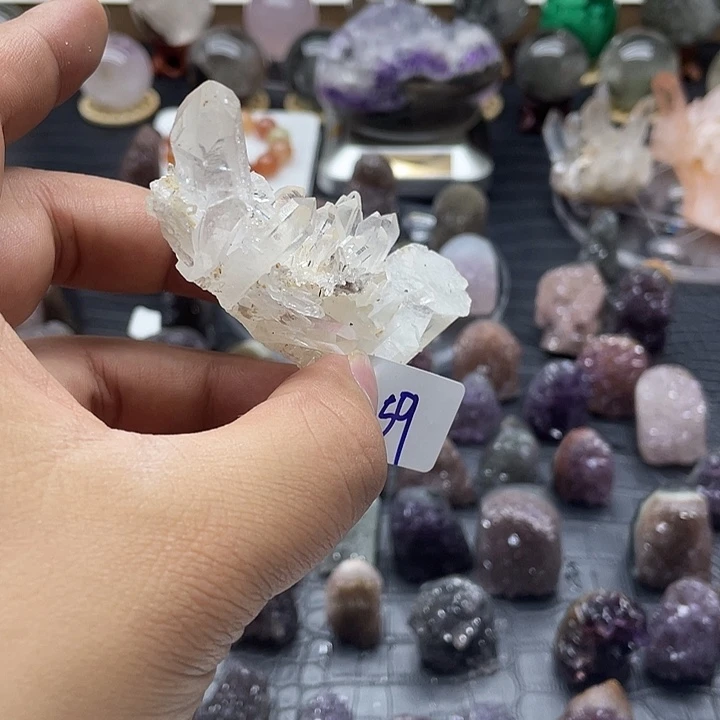 未镶嵌大型摆件（非配饰）水晶