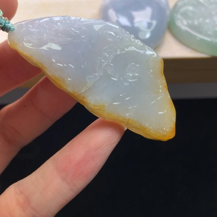 翡翠未镶嵌颈饰吊坠