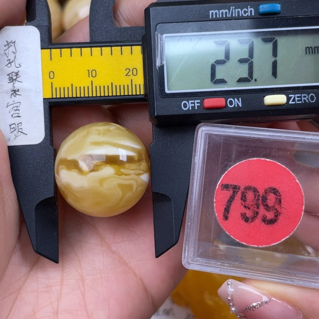 未镶嵌蜜蜡珠宝奇石微粉一颗