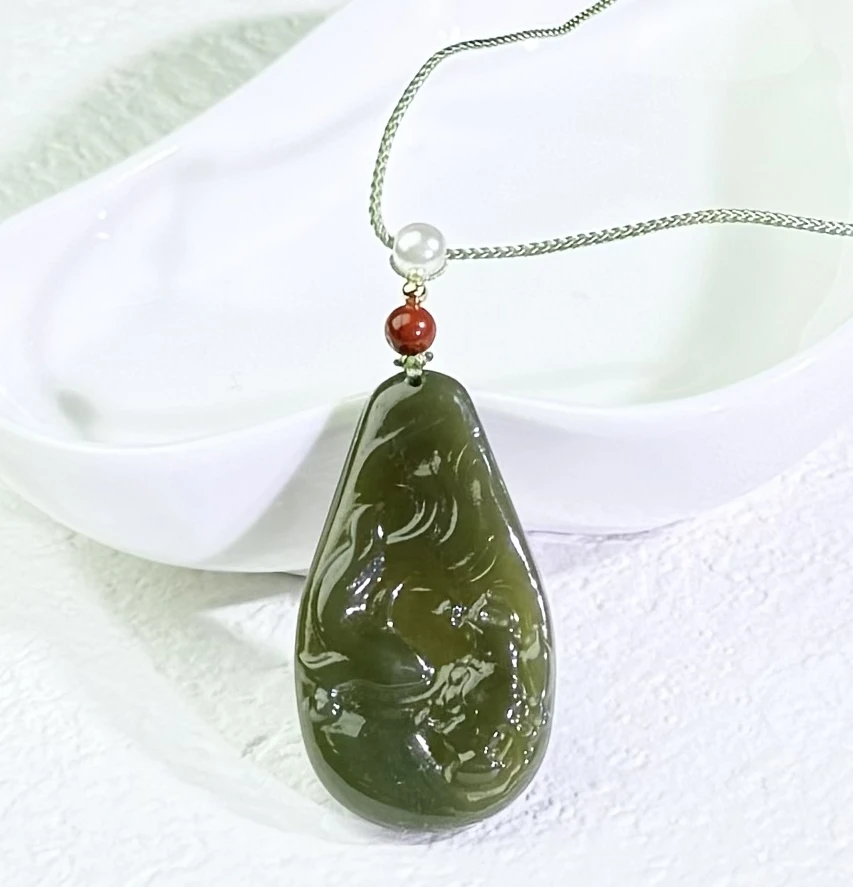 和田玉鱼化龙-一遇风云便化龙吊坠