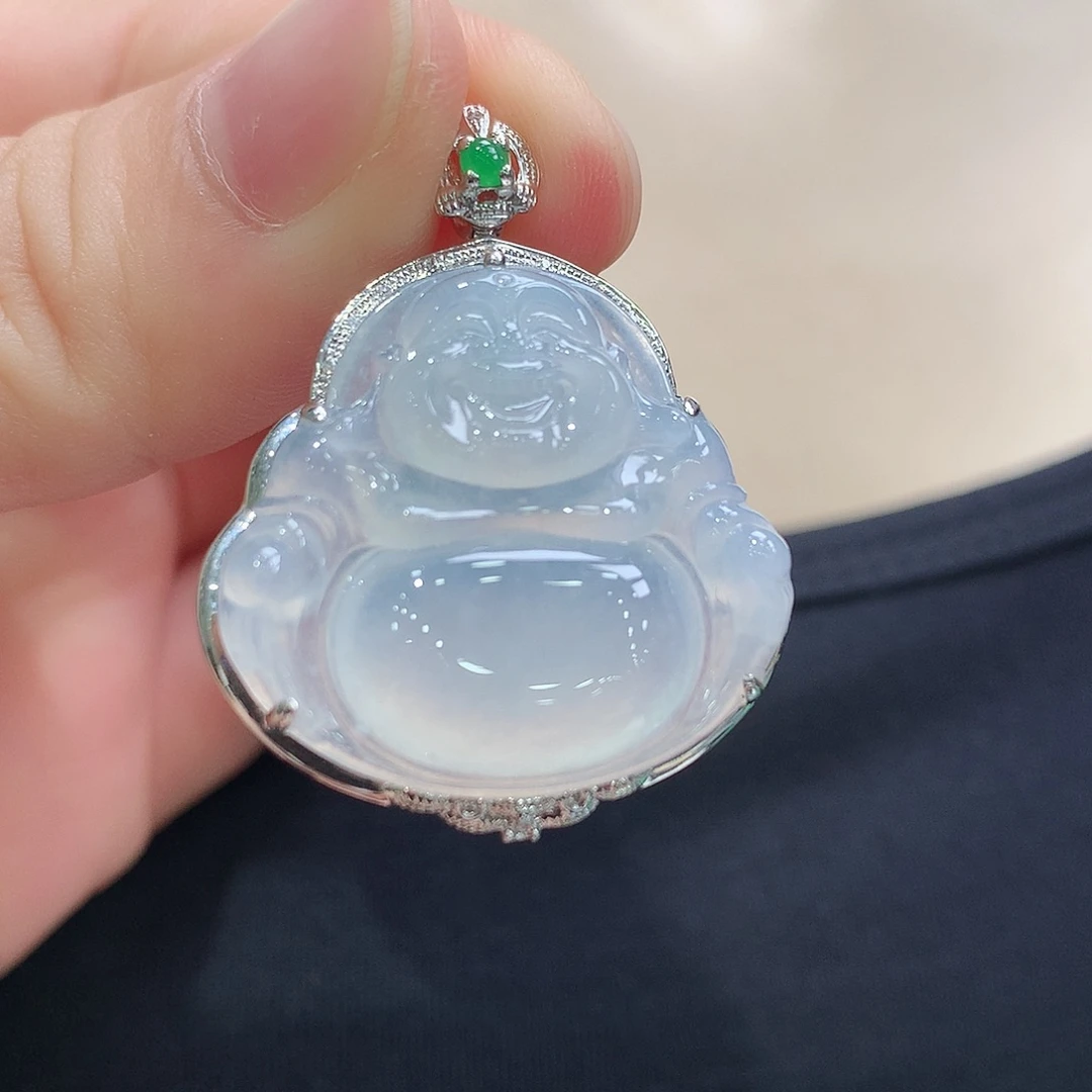 颈饰18K金镶嵌翡翠佛公