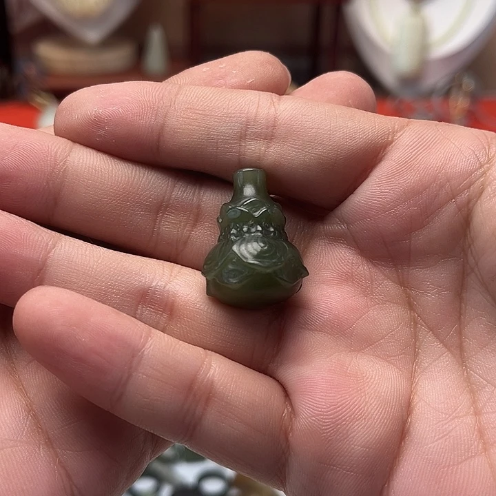 颈饰未镶嵌和田玉葫芦吊坠