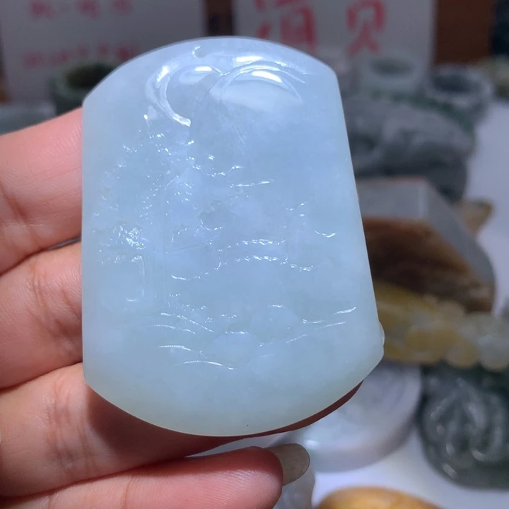 翡翠未镶嵌颈饰保真天然A货翡翠