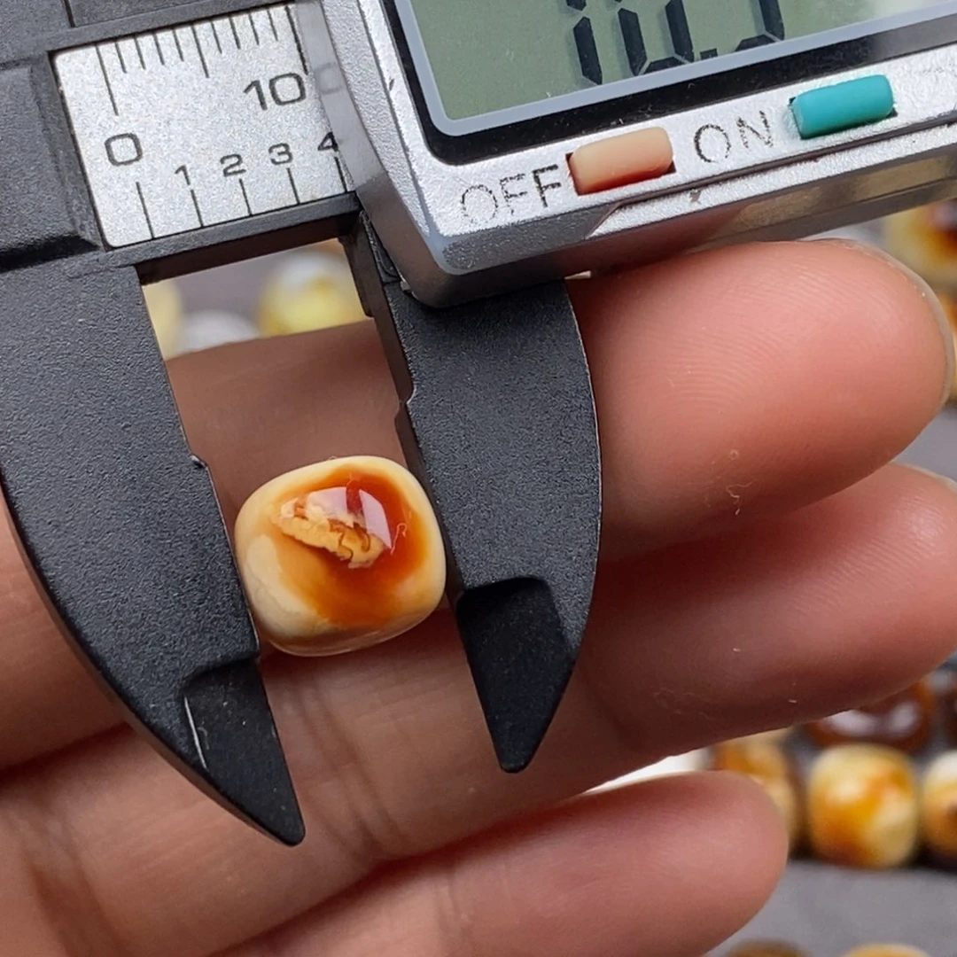 未镶嵌琥珀戒指老型