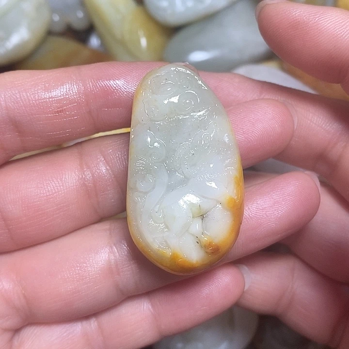 和田玉未镶嵌挂件