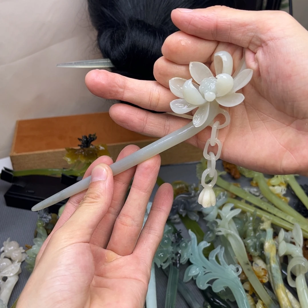蛇纹石玉未镶嵌发饰