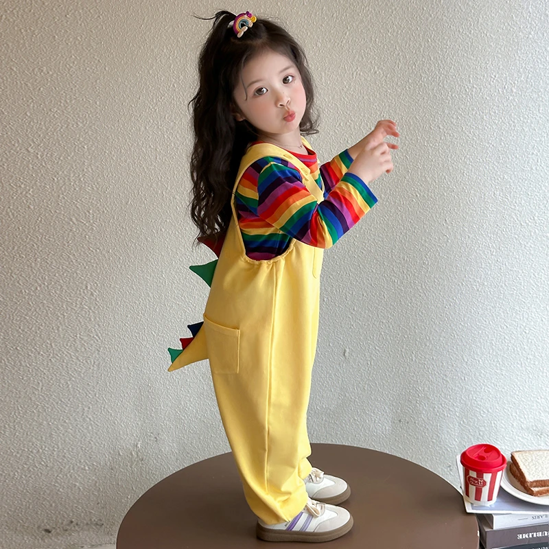 女童春装背带裤套装2025新款儿童卡通洋气两件套宝宝春秋可爱衣服