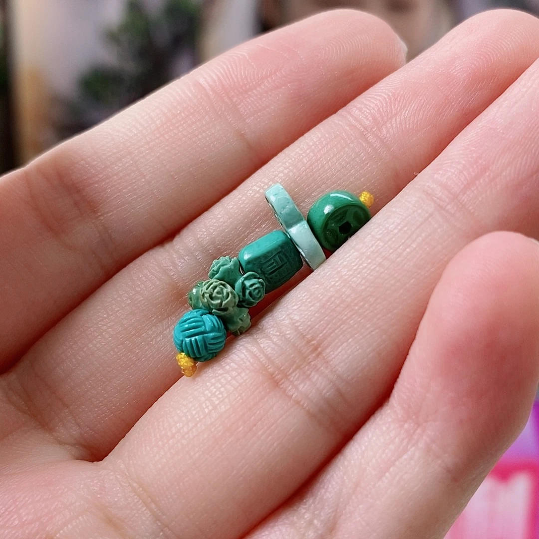 绿松石未镶嵌珠宝奇石