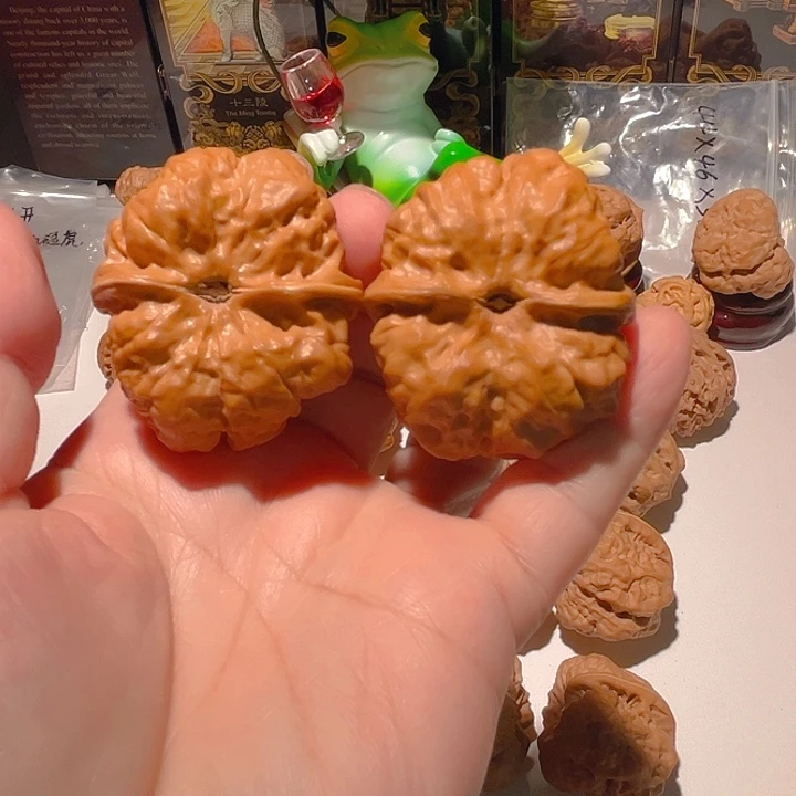 蓝***天龙脊菩提吊坠蛤蟆头