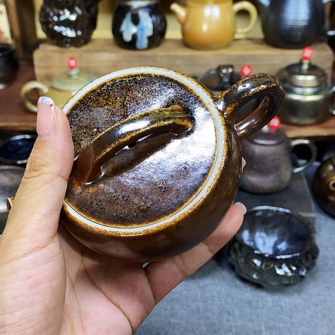 云南建水柴烧白泥壶