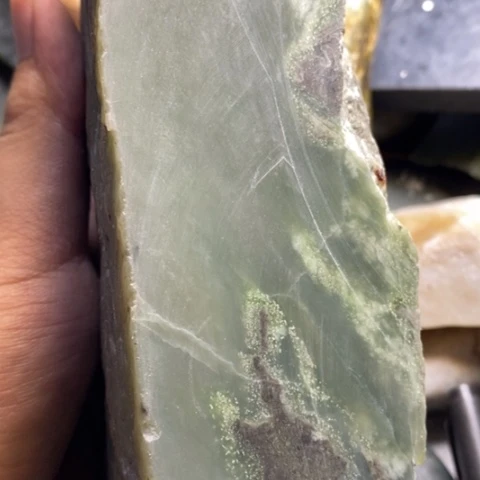 未镶嵌和田玉（糖玉）挂件