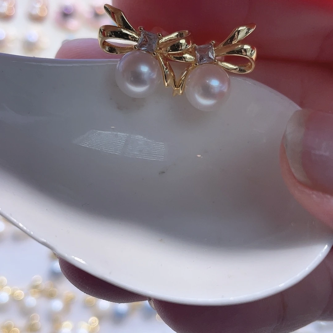 合金耳饰淡水珍珠