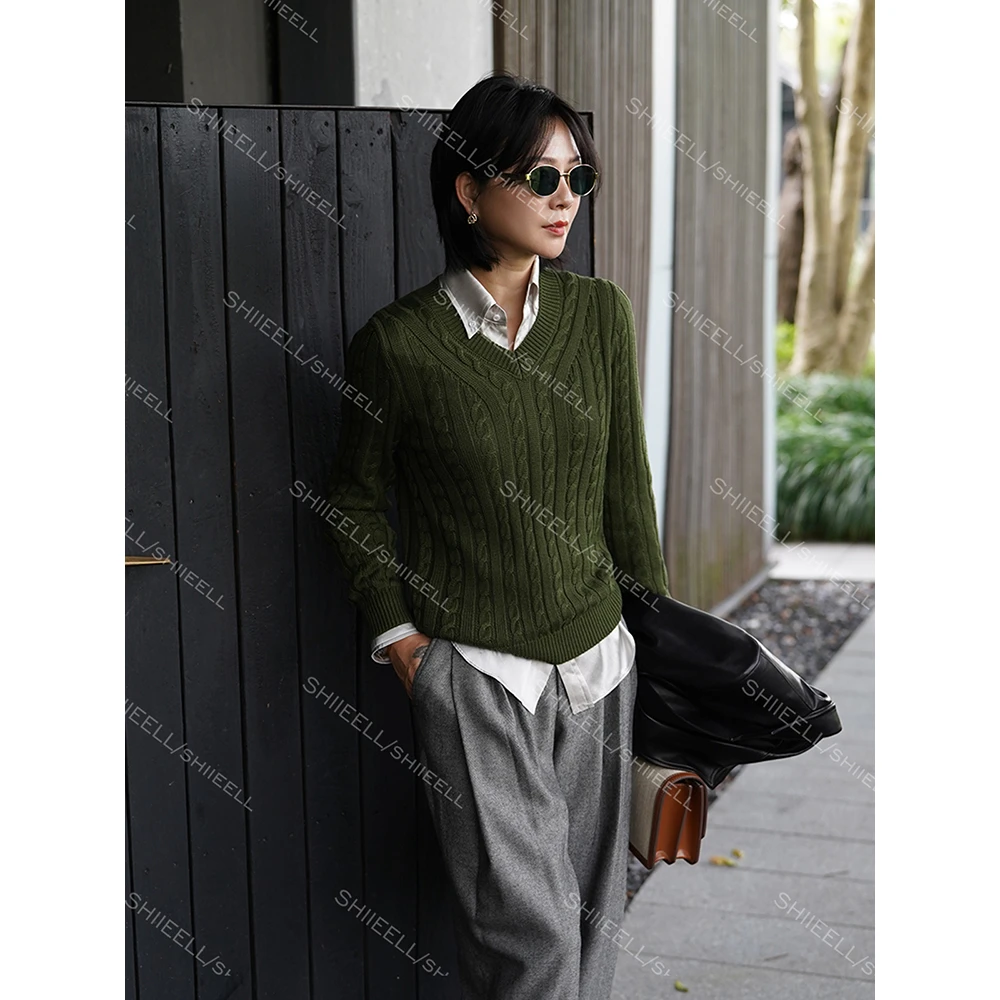 SHIIEELL【绿松树】老钱风时尚桑丝毛混纺光泽V领绞花针织衫Z7384