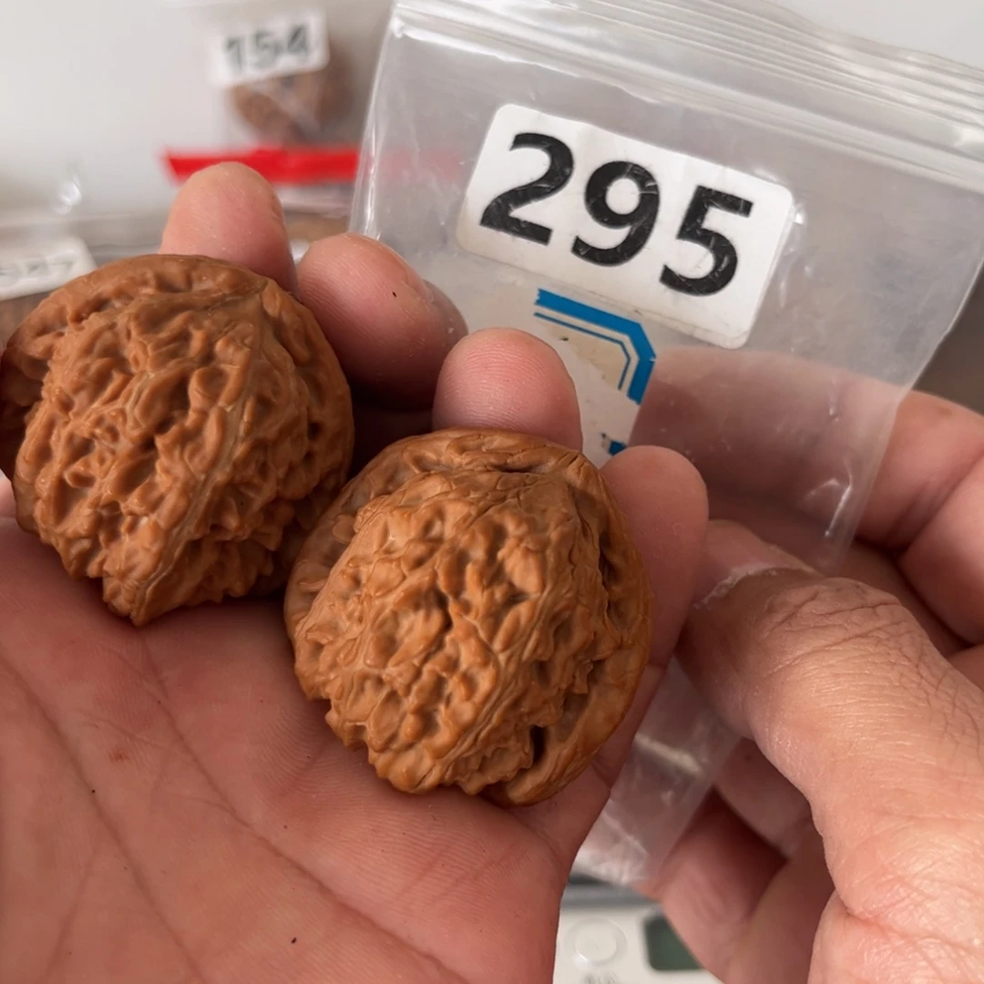 吊坠文玩核桃白狮子40