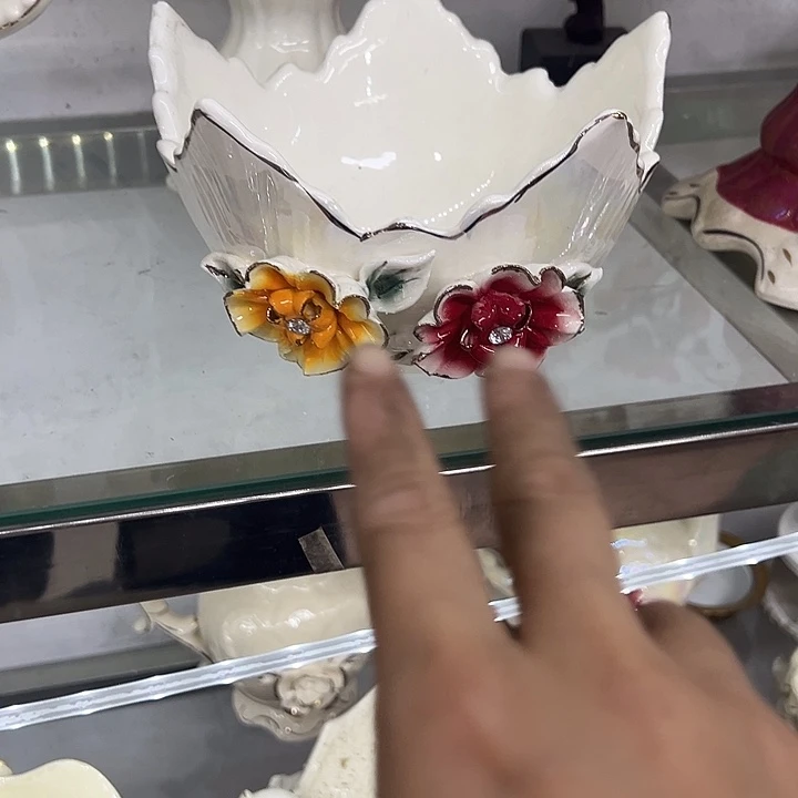 陶瓷瑕？。。。。。。。。。。。。？？？？？