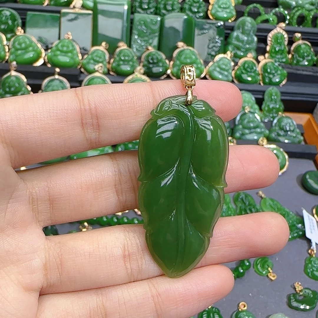 和田玉（碧玉）18K金镶嵌颈饰