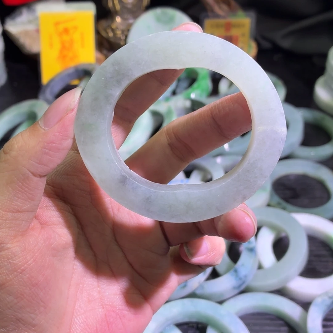 定制翡翠未镶嵌天然翡翠A货毛胚手镯定制