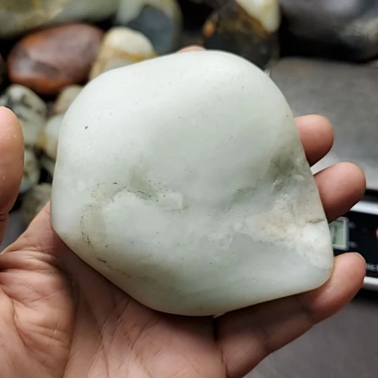 和田玉（糖玉）未镶嵌挂件