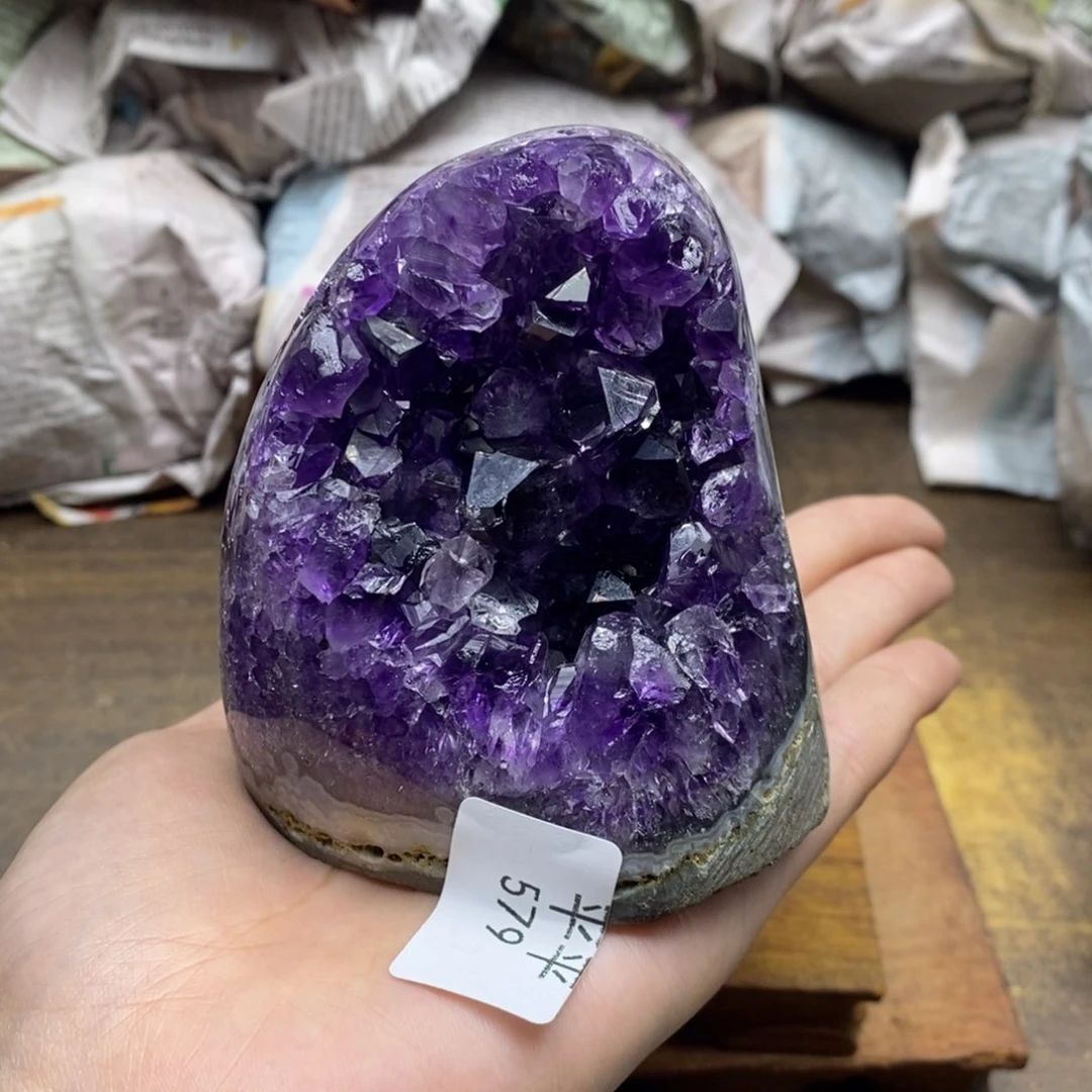 紫晶乌拉圭未镶嵌