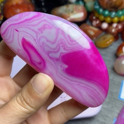 未镶嵌玛瑙/玉髓珠宝奇石