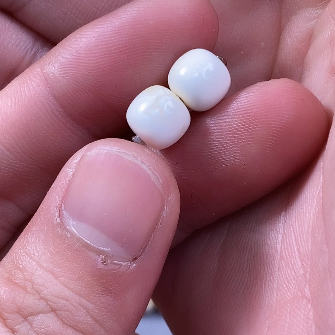 琥珀裸石未镶嵌璐****熊老型