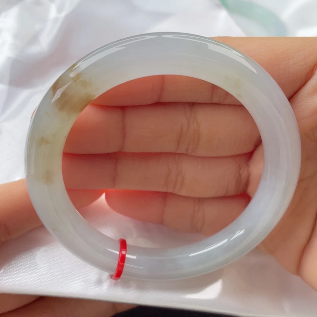 翡翠手镯（圆镯）未镶嵌