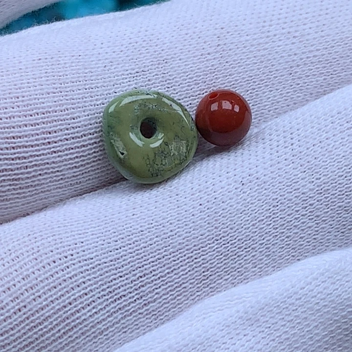南红玛瑙未镶嵌珠宝奇石