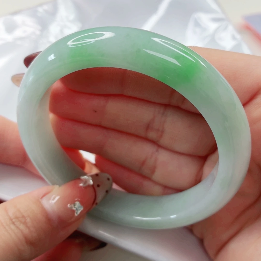 翡翠未镶嵌手镯56.4x333