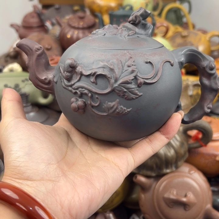 茶壶紫砂尾巴断了