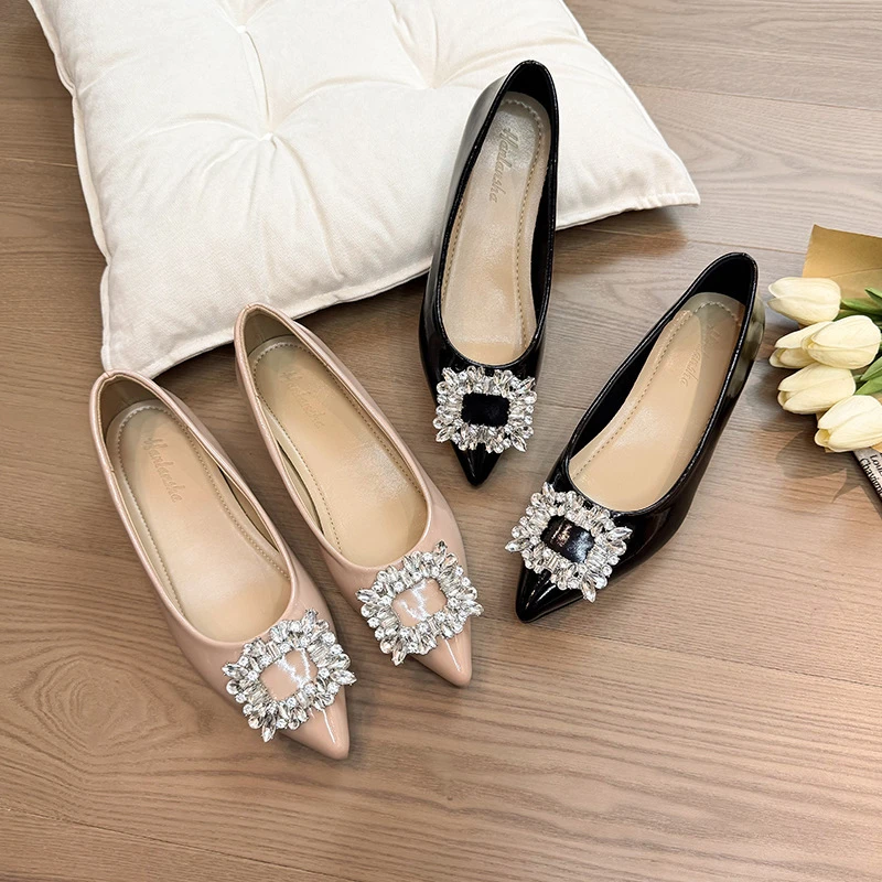 鞋花装饰水钻2025小香风法式内增高时尚单鞋尖头方扣晚晚鞋