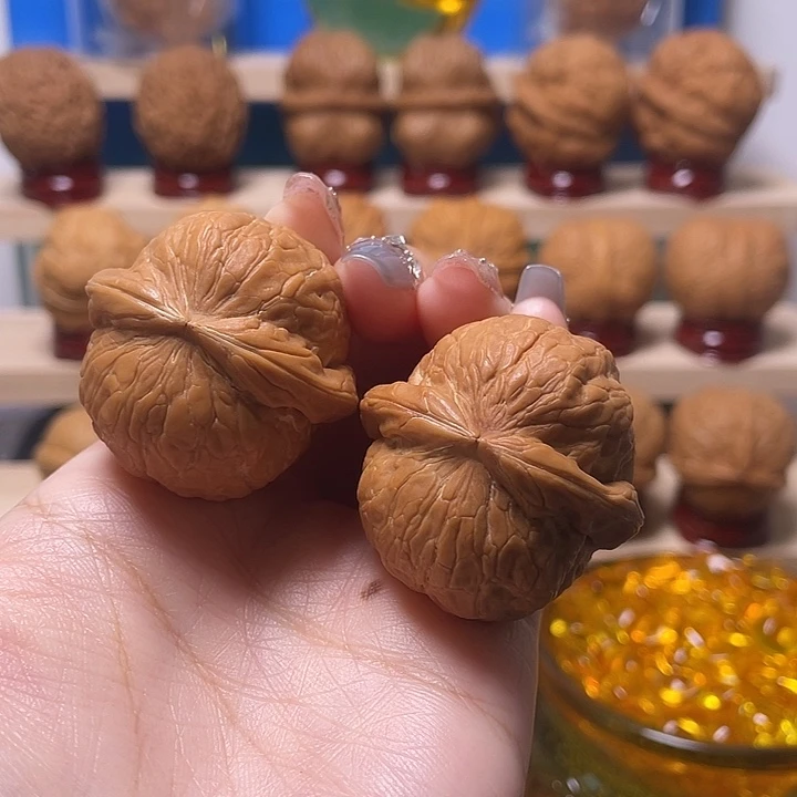 文玩核桃吊坠牛魔王7