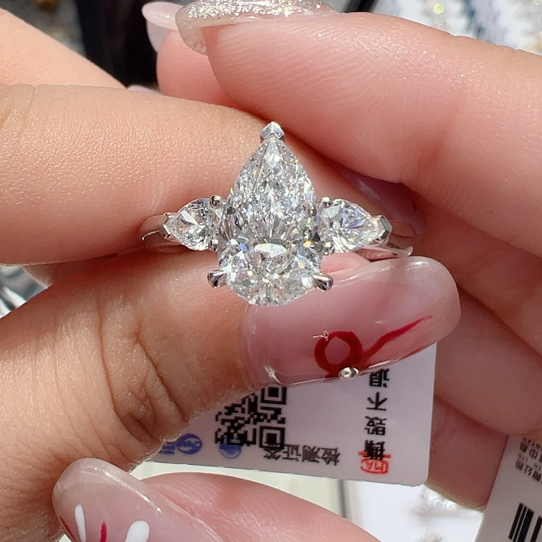 实验室培育钻石18K金镶嵌i****n1.65ct