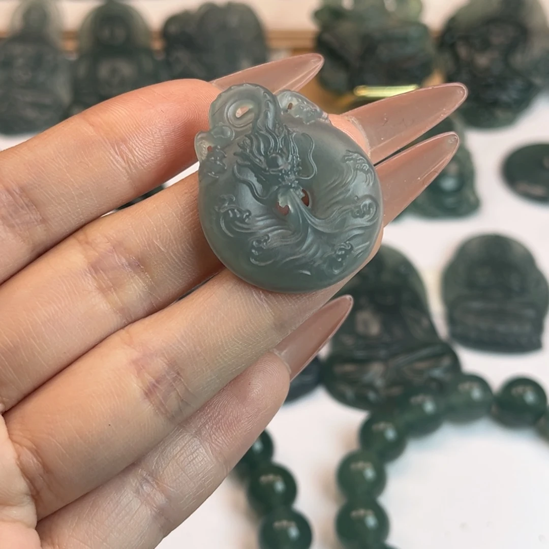 定制翡翠未镶嵌翡翠