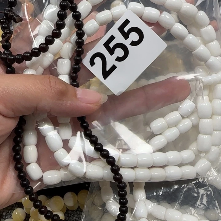 候***鸟奶白8✖️10的多圈108粒