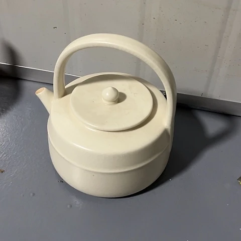 微瑕，明火，不能干烧，约1000毫升白