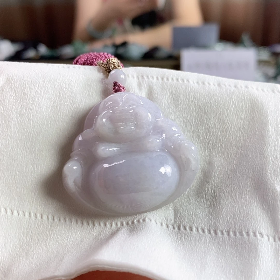 翡翠未镶嵌颈饰佛公