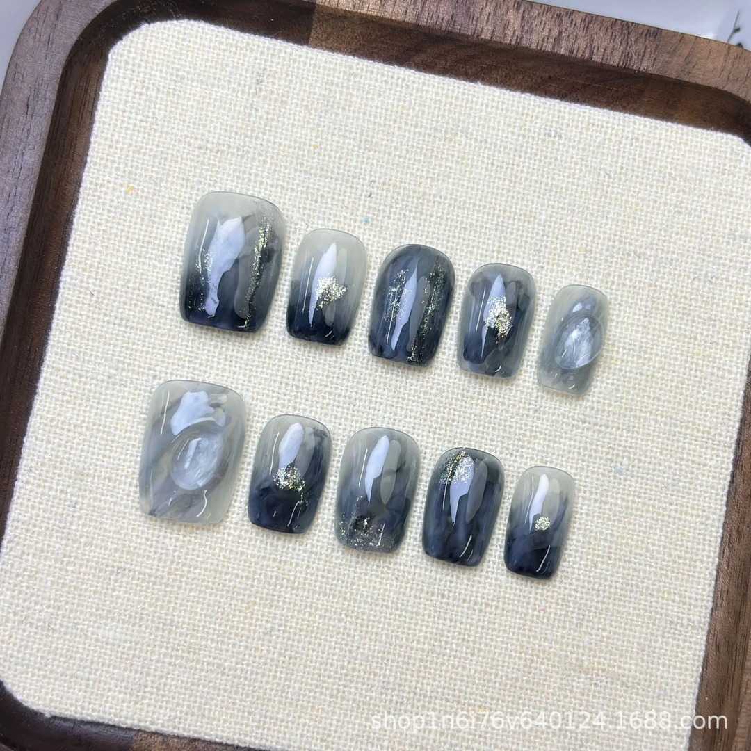感穿戴甲穿戴甲工穿戴甲晕染小众显白高级感穿戴式美甲穿戴甲短款