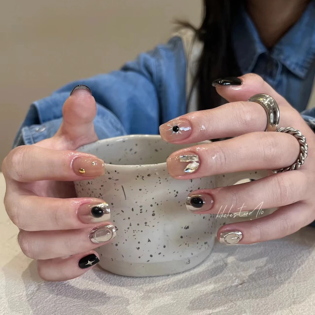 [黑色鹅蛋]纯手工美甲穿戴甲魔镜涂鸦洛可可学生短款可拆卸